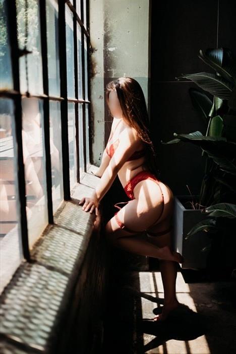 Muhteşem escort Mudasira Olgun Escort Bayan